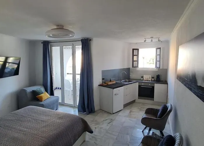 Apartament Seafront Camison