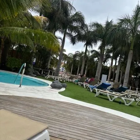 Seafront Camison Playa de las Americas (Tenerife)